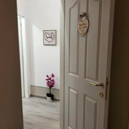 Domus Mariae Bed & Breakfast 4*