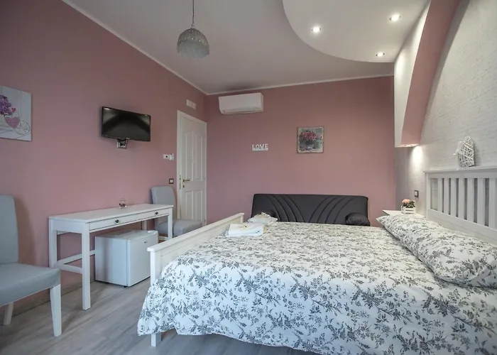 Bed & Breakfast Domus Mariae 4*