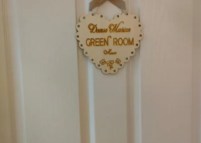 Domus Mariae Bed & Breakfast 4*